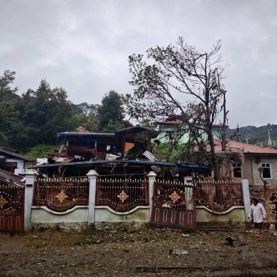 မိုးကုတ်ပြည်သူများကို စစ်တပ် ဗုံးကြဲသတ်ပြန်၊ စစ်ရှောင်များသဖြင့် တစ်ဦးသာ ထိခိုက်