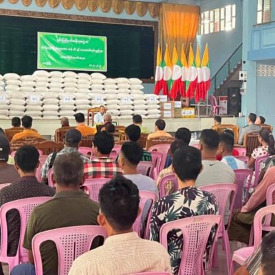 လားရှိုး စစ်ရှောင်အတွက် စစ်ကော်မရှင် ဝန်ကြီးချုပ်က ဆန်အိတ် ၁၄၀ လှူသည်ဟုဆိုသော်လည်း ၂၀ သာ စစ်ရှောင်တွေရရှိ