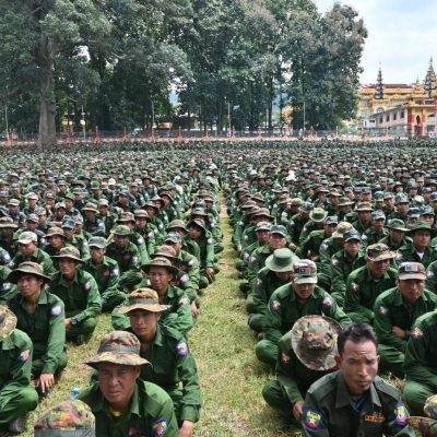 ဖယ်ခုံအင်းအရှေ့ဘက်ကမ်းတွင် PNOနှင့် စစ်ကောင်စီပေါင်းကာ ဒေသခံအမျိုးသမီးများကို ခြိမ်းခြောက် အဓမ္မပြုကျင့်နေ
