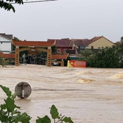 တိုင်ဖွန်း Bualoi ကြောင့် ဗီယက်နမ်တွင် ၁ ဦးသေဆုံး၊ ၁၂ ဦး ပျောက်ဆုံးနေ