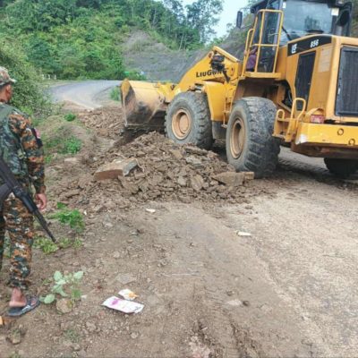 ထီးလင်း – ဂန့်ဂေါကားလမ်းပျက်စီးမှုကို ပကဖ စရိတ်စိုက်ထုတ် ပြုပြင်