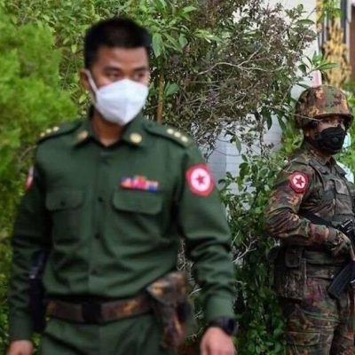 ရန်ကုန်တွင် မြို့ပြပြောက်ကျား တိုက်ခိုက်မှုများ လျော့မသွားသဖြင့် စစ်တပ်နှင့်ရဲအရာရှိတို့ ကြိမ်းမောင်းခံနေရ