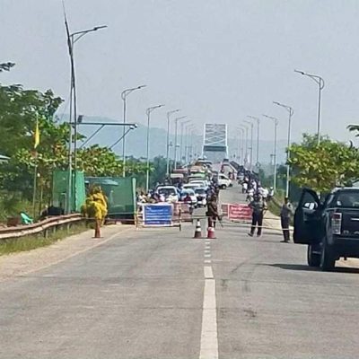 ချောင်းဆုံတံတားအဆင်းတွင် ဆိုင်ကယ်များကို အပြစ်ရှာဖမ်းဆီး၊နေ့တစ်ပိုင်းအတွင်း သိန်း၁၀၀ ကျော် ရသွားဟုဆို
