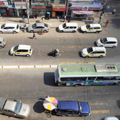 စက်သုံးဆီ စျေးမတက် ၊ CNG တန်း မစီရသော်လည်း ရန်ကုန်မြို့၌ တက္ကစီခများ နှစ်ဆနီးပါး ထပ်တက်