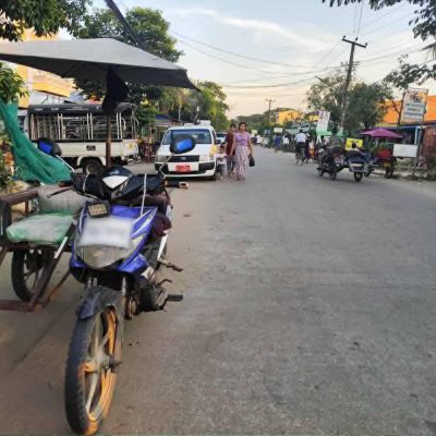 ရန်ကုန် ဆင်ခြေဖုံး ရပ်ကွက်များ၌ မှုခင်း လျော့စေရန်ဟုဆိုကာ ရဲများက ဘေးတွဲဆိုင်ကယ်သမားများကို ညဘက်ကင်းလှည့်ခိုင်း