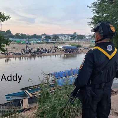 မင်းလက်ပံကမ်းနားရှိ ကျားဖြန့်အလုပ်သမား၃၀၀ကျော် ၃ရက်ကြာသည်အထိ ထိုင်းနိုင်ငံသို့ ဝင်ခွင့်မရသေးဘဲသောင်တင်နေ