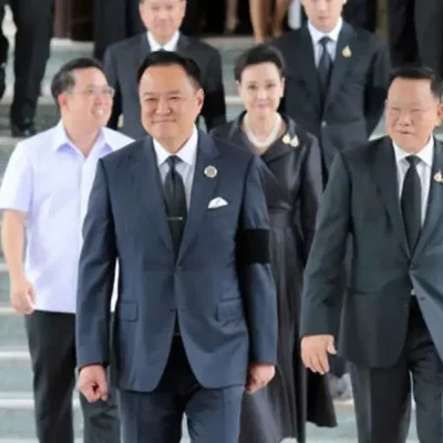 အစိုးရအပေါ် အယုံအကြည်မရှိ အဆိုတင်သွင်းပါက လွှတ်တော်ကို ဖျက်သိမ်းမည်ဟု ထိုင်းဝန်ကြီးချုပ် သတိပေး