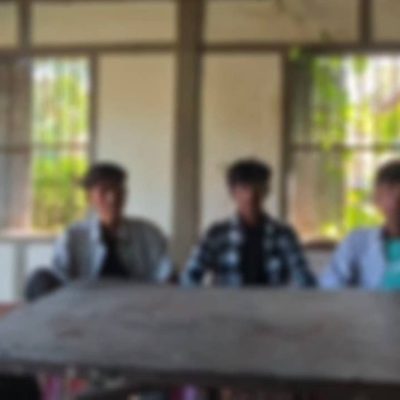 ပေါ်တာဆွဲခံရသူ ၄ ဦး ကျွန်းလှအချုပ်ထောင်ဖောက်၊ ငှက်ပျောသီးမီးဖုတ်စားကာ ၃ ည လမ်းလျှောက်ပြီးမှ PDF တပ်များသို့ ရောက်ရှိ လွတ်မြောက်