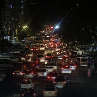 ရန်ကုန်လမ်းများပေါ် စစ်အုပ်စု ပေါ်တာဆွဲနေမှုကို ပါတီများ မမြင်ချင်ယောင်ဆောင်နေ