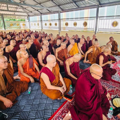 မြောက်ဦးဆေးရုံ ဗုံးကြဲမှုကြောင့် လသားကလေးအပါအဝင် ပြည်သူများသေဆုံးမှုကို သံဃာများက သူတို့နှင့်မဆိုင်သလိုနေနေကြဟုဆို