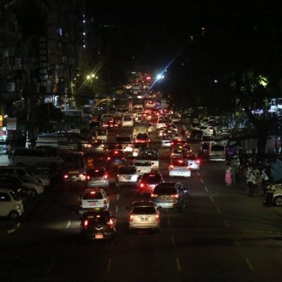 ရန်ကုန်တွင် တစ်လအတွင်း လူ၁၀၀ကျော်ကို စစ်ကော်မရှင် မတရားဖမ်း၊ လူ၃၀ကျော် လမ်းပေါ်ရှိ နေစဉ် ဖမ်းဆီးခံရ