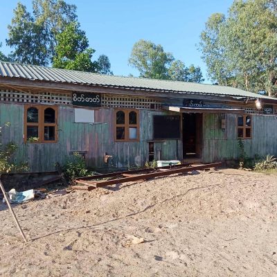 ကြို့ပင်ကောက်တွင် စစ်တပ်ဗုံးကြဲ၊ အမျိုးသားတစ်ဦး သေဆုံးပြီး မူလတန်းကျောင်း ပျက်စီး