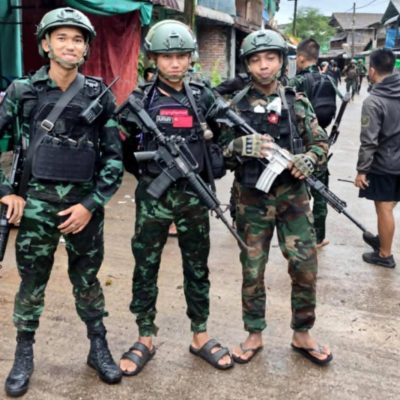 အဓမ္မ စစ်မှုထမ်း စုဆောင်းပေးနေသည့် ပုလောအုပ်ကြီး ပစ်ခတ်ခံရပြီး သေဆုံး