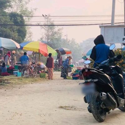 ဖိအားများကြောင့် ပြည်မြို့ခံအချို့ မဲထွက်ပေး၊ လမ်းမများပေါ် လူအသွားအလာရှင်း