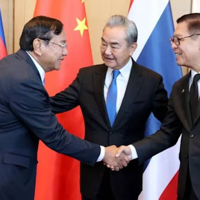 ကမ္ဘောဒီးယားက ဒရုန်းအစီးရေ ၂၅၀ ကျော် အသုံးပြု၍ အပစ်အခတ်ရပ်စဲရေး သဘောတူညီချက်ကို ချိုးဖောက်ဟု ထိုင်းစစ်တပ်က စွပ်စွဲပြန်