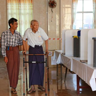 ခြိမ်းခြောက်မူကြောင့် ကြောက်လန့်မှုနဲ့ပေးခဲ့ရတဲ့ ရန်ကုန်က တရားမဝင် မဲပေးပွဲ