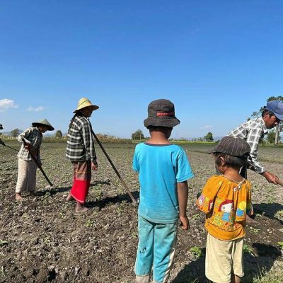 စစ်ကော်မရှင်၏ လက်နက်ကြီးပစ်ခတ်မှုများကြောင့် နမ့်စံခမ်းရှိ ဒေသခံများ တိမ်းရှောင်နေရ