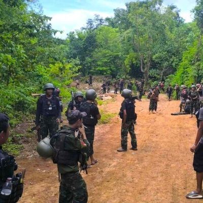 ရွေးကောက်ပွဲအကြောင်းပြ စစ်ကြောင်းထိုးသည့် စစ်ကော်မရှင်တပ် ကော့ကရိတ်တွင် အထိနာပြီး ပိတ်မိနေ