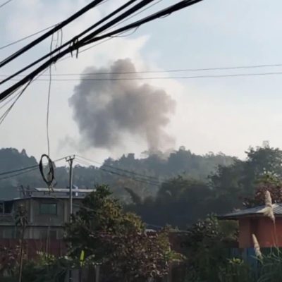 ဖားကန့်တွင် တိုက်ပွဲ ပြင်းထန်၊ စစ်တပ် လေကြောင်းပစ်ကူ ဗုံးကြဲ