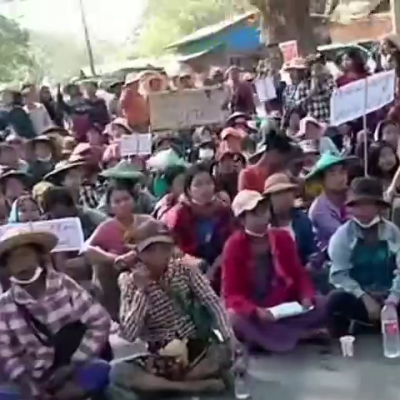 တမူးမြို့နယ်တွင် တောင်ယာနှင့်လယ်လုပ်ငန်းခွင်များအထိ ပေါ်တာလိုက်ဆွဲနေမှုကြောင့် တော်လှန်ရေးအဖွဲ့များကို အမျိုးသမီးများဆန္ဒပြ