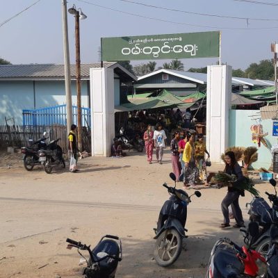 ဝမ်းတွင်းတွင် အိမ်ထဲအိပ်နေသူနှင့် အာရုံဆွမ်းပို့သူပါမချန် စစ်တပ် ပေါ်တာဆွဲ