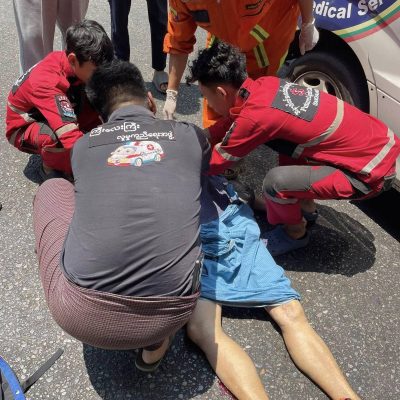မြေနီကုန်း ခုံးတံတားပေါ်မှ အမျိုးသားကြီးတစ်ဦး ပြုတ်ကျ သေဆုံး