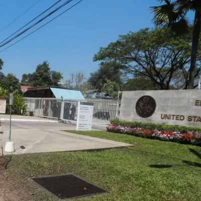 ရန်ကုန်ရှိ Sakura Residence တွင် အမေရိကန် သံတမန်တစ်ဦး သေဆုံးနေမှုဖြင့် ထိုင်းအမျိုးသမီးတစ်ဦးကို ဖမ်းဆီးစစ်ဆေးနေ