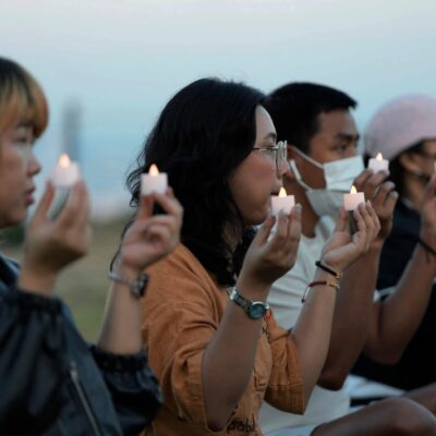 ဒေါ်အောင်ဆန်းစုကြည်မွေးနေ့အထိမ်းအမှတ် ဆီမီးသပိတ် ကိုရီးယား ခံတပ်တောင်ပေါ်တွင် ကျင်းပ