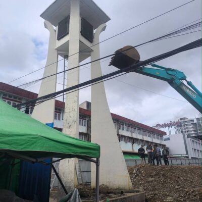 တောင်ကြီးမြို့၏ သမိုင်းဝင်အထင်ကရ နာရီစင်ကြီးကို ဖျက်ဆီးရန် ပြင်ဆင်နေမှုအပေါ် မြို့ခံများ ဝေဖန်